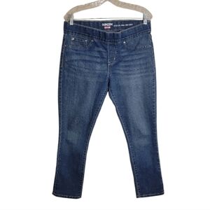 Denizen from Levi's pull on modern fit mid rise crop blue jeans size 12